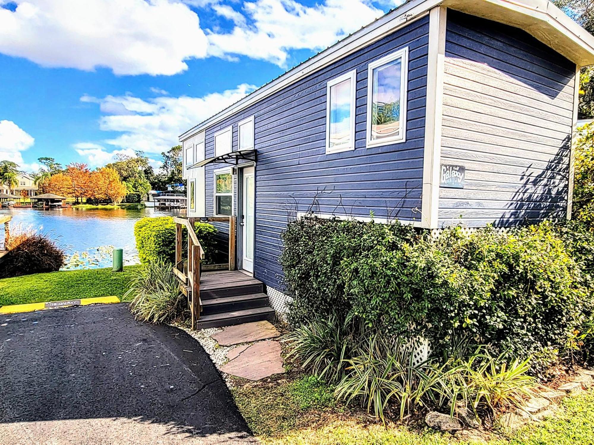 Orlando Lakefront Tiny Homes 6 Plus Month Rentals Eksteriør billede