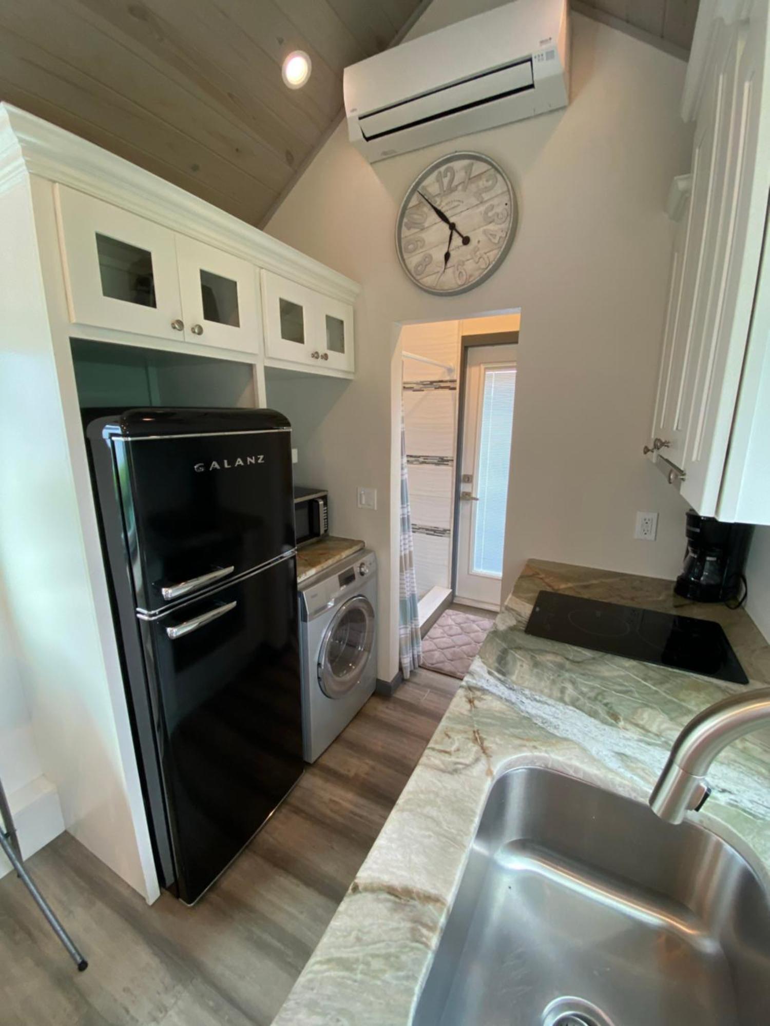 Orlando Lakefront Tiny Homes 6 Plus Month Rentals Eksteriør billede