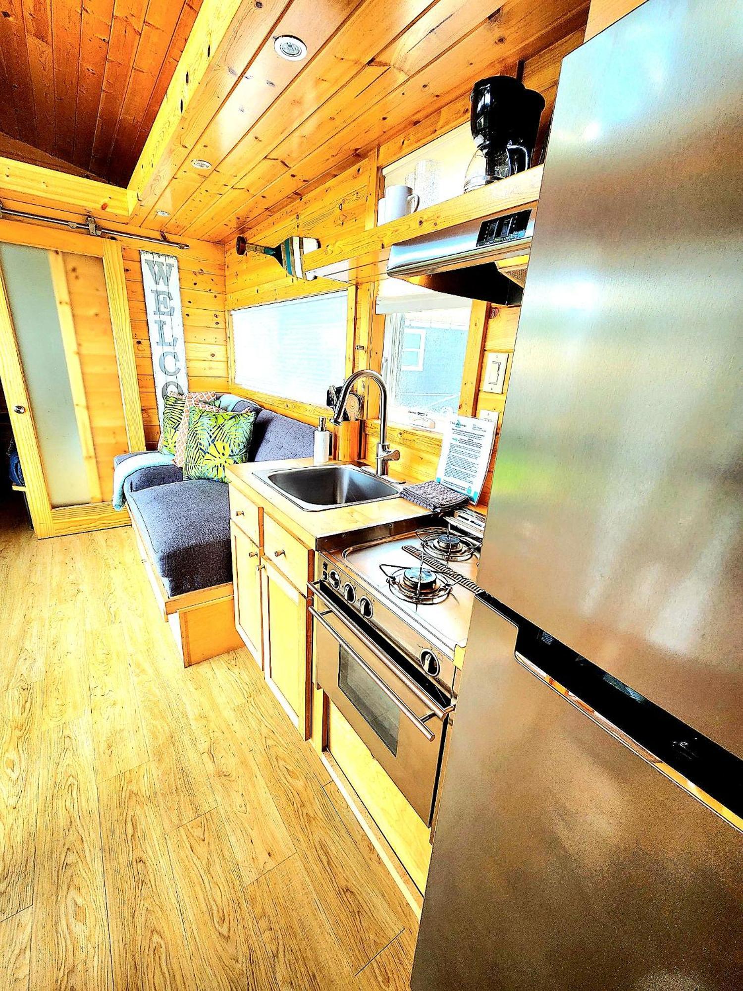 Orlando Lakefront Tiny Homes 6 Plus Month Rentals Værelse billede